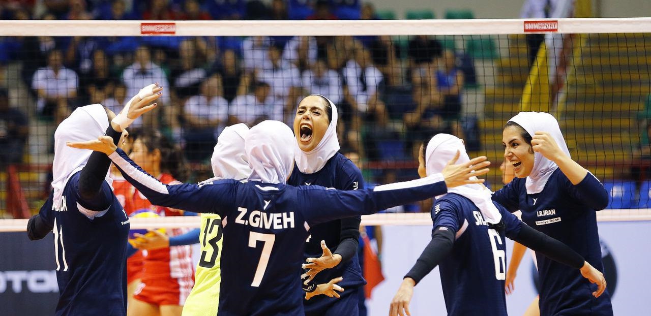 سيدات ايران بالكرة الطائرة يحققن فوزا ببطولة كأس اتحادات اسيا