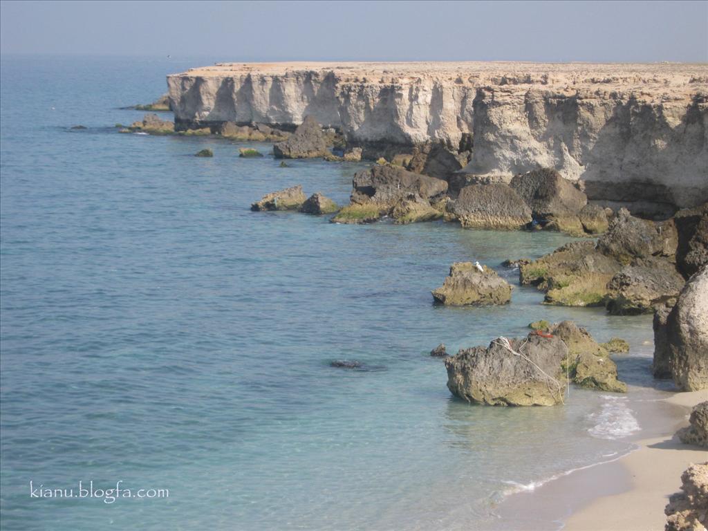 جزيرة هندورابي وجمالها الأخاذ