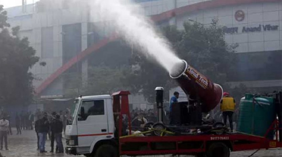 شاهد.. انتشار اجهزة ضخمة في شوارع دلهي!!!