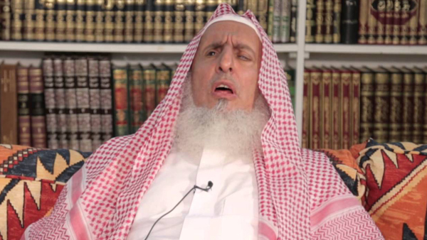 فضية بالجلل لمفتي السعودية عبدالعزيز آل الشيخ