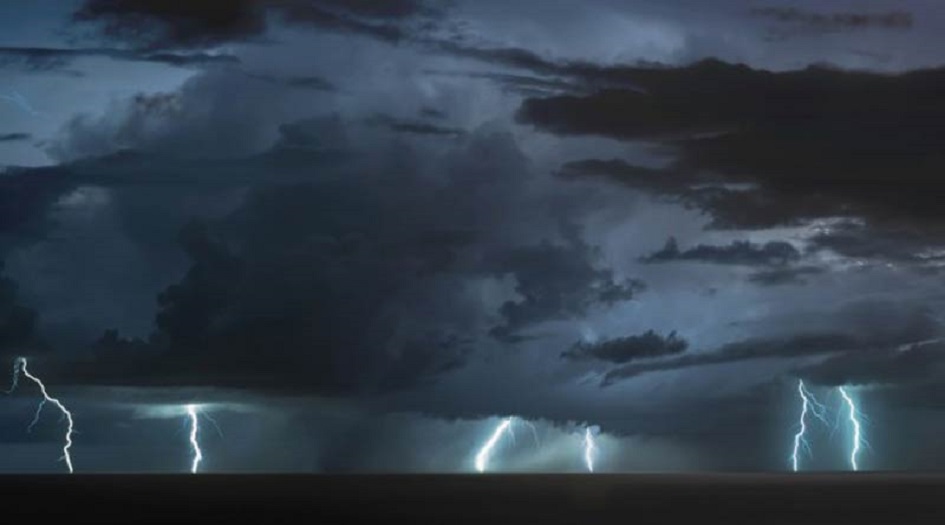 متنبئ جوي:  هطول امطار رعدية من يوم الغد وستشمل هذه المحافظات العراقية؟!