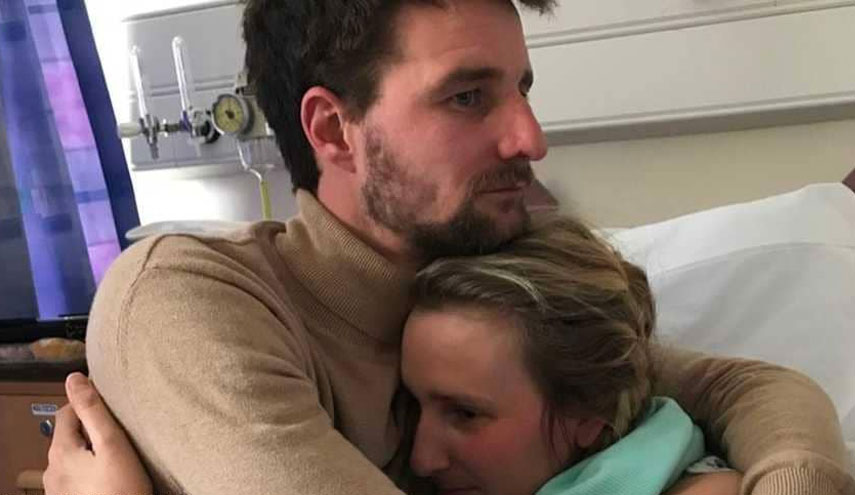 إمرأة تم مسح ذاكرتها كليا.. وتعود للحياة بـ"دماغ أبيض"!