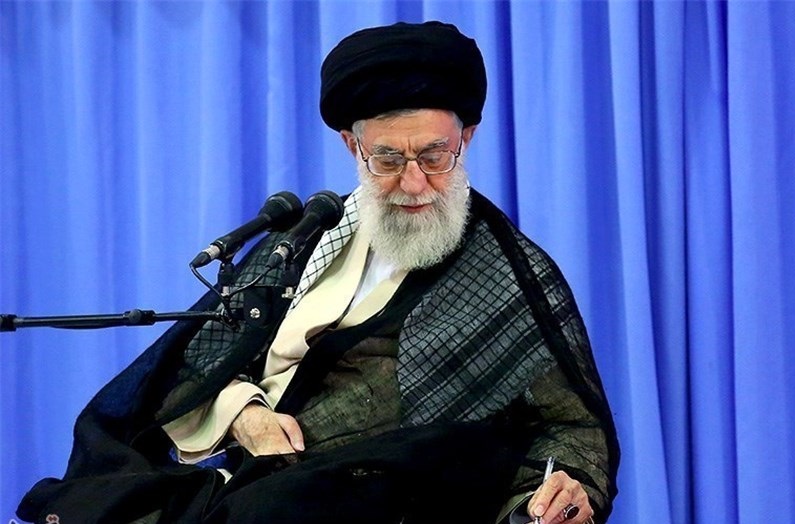 پاسخ رهبر انقلاب به استفتائات درباره سفر اربعین