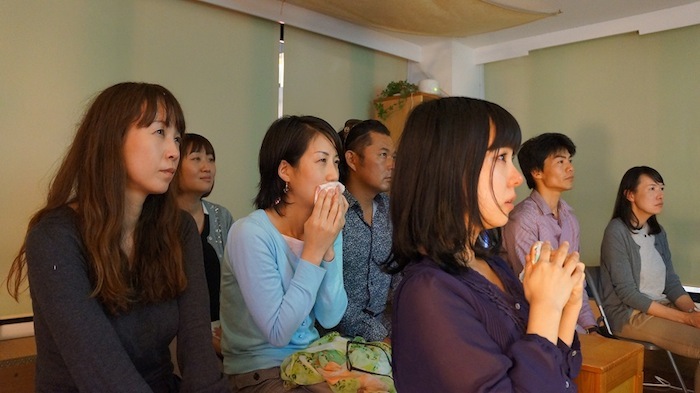 دروس البكاء تحظى بالرواج بين الشعب الياباني!