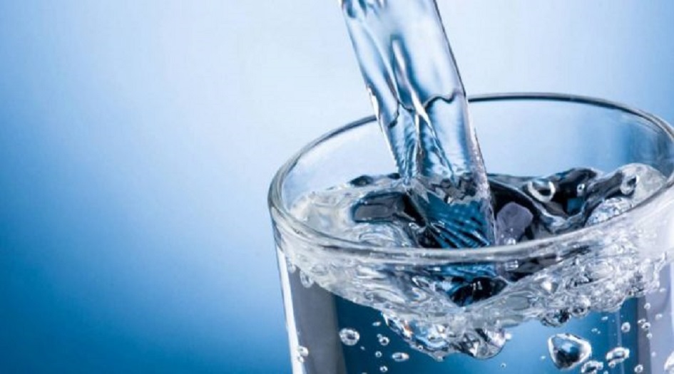 امتنعت عن تناولها طوال 64 عاما.. سبعينية تعيش دون مياه!