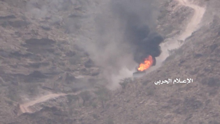 تدمير آلية لمرتزقة العدوان السعودي ومصرع طاقمها بالجوف 