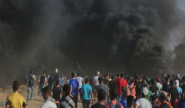 130 اصابة على حدود غزة واسرائيل تقصف خان يونس والبريج