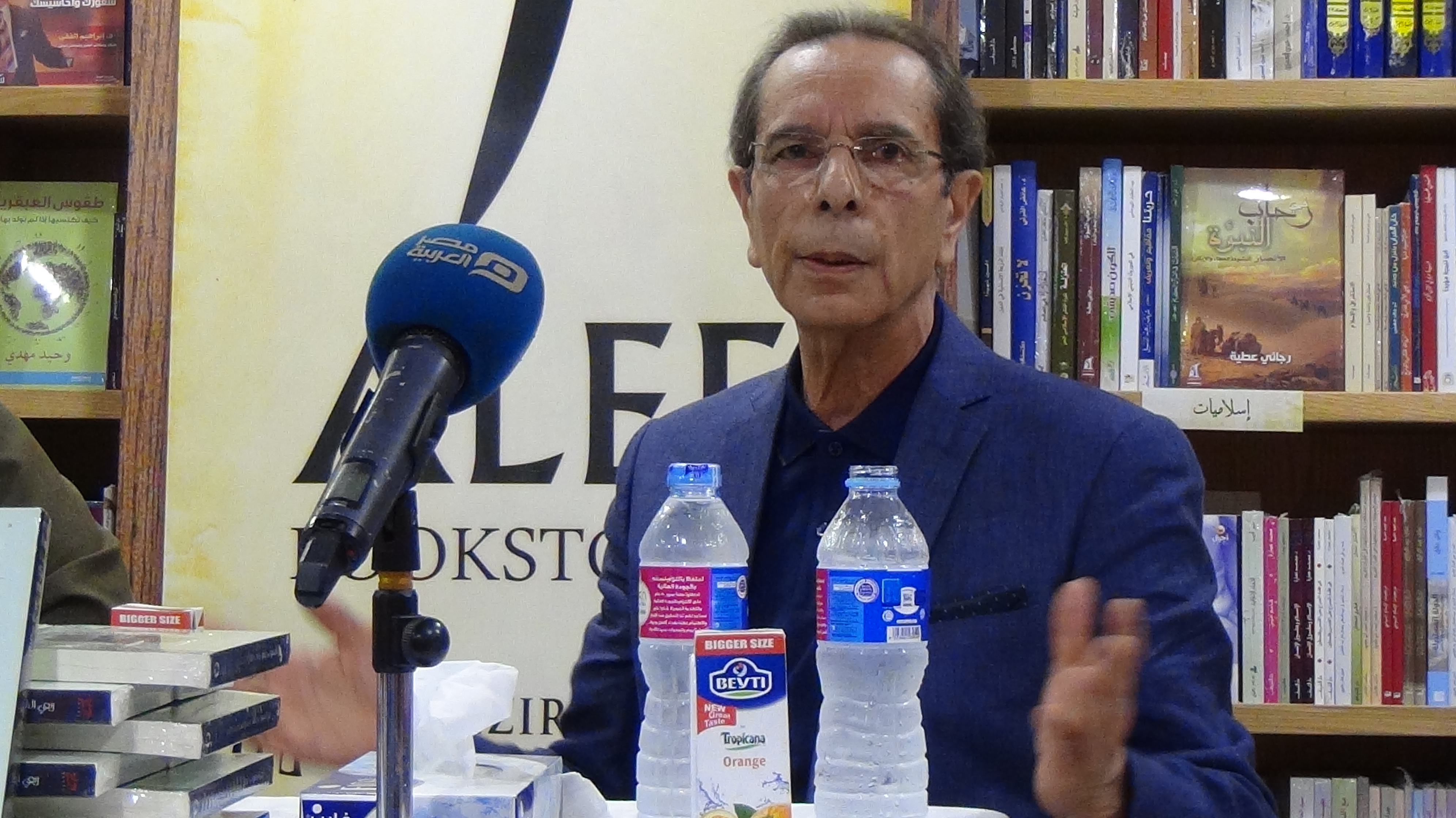 استقالة كاتب معروف من صحيفة سعودية شهيرة: خاشقجي يحيلني إلى التقاعد!