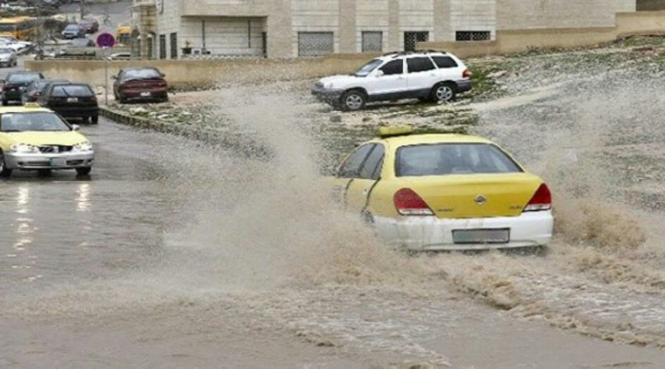 ضحايا وعشرات المفقودين في الاردن بسبب الامطار الغزيرة