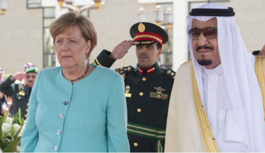 مرکل: تا اطلاع بعدی به عربستان سلاح نمی‌فروشیم! 