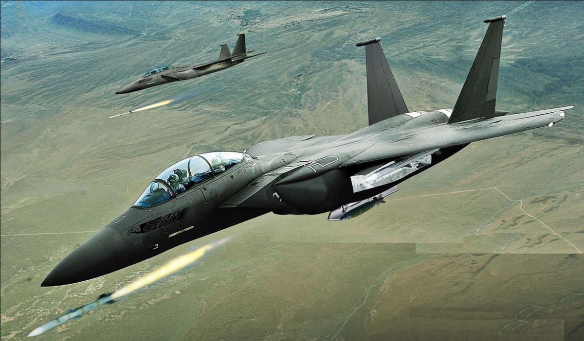 5 شهداء بقصف"للتحالف الدولي" على دير الزور