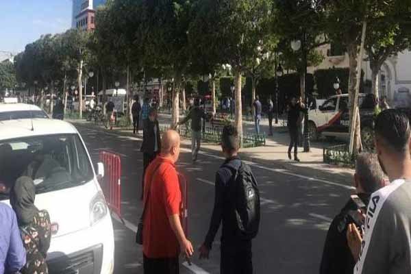 يك زن خود را در خياباني در پايتخت تونس منفجر كرد
