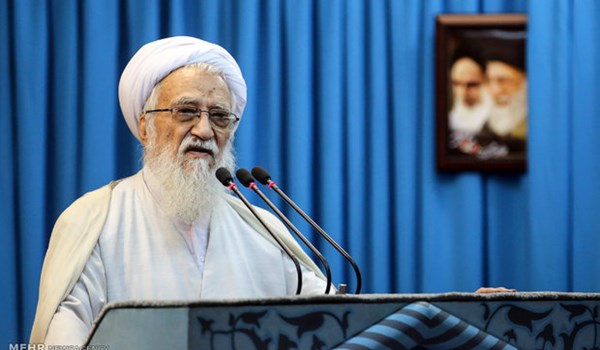 امام جمعة طهران: اميركا لن ابدا تحقق ماربها السياسية من فرض الحظر على ايران