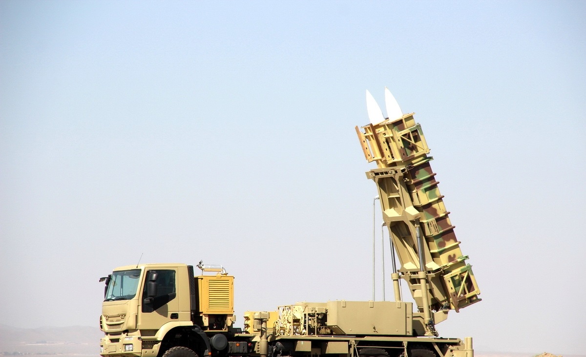 اطلاق صاروخ "صياد" في مناورات "الولاية" الايرانية 