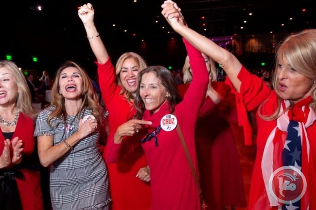 الديموقراطيون ينتزعون مجلس النواب...وزعيمتهم تتوعد ترامب!