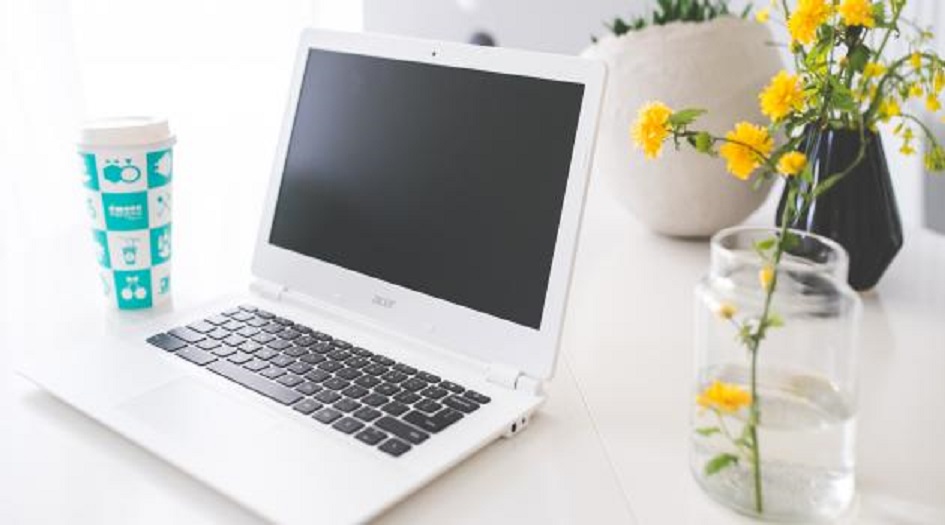 هل تستعمل الحاسوب المحمول باستمرار؟ اليك هذه النصائح مهمة لصحتك