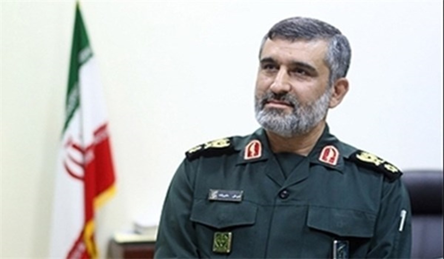  حاجي زادة: تفوقنا على القوى العالمية في تصنيع الطائرات المسيرة