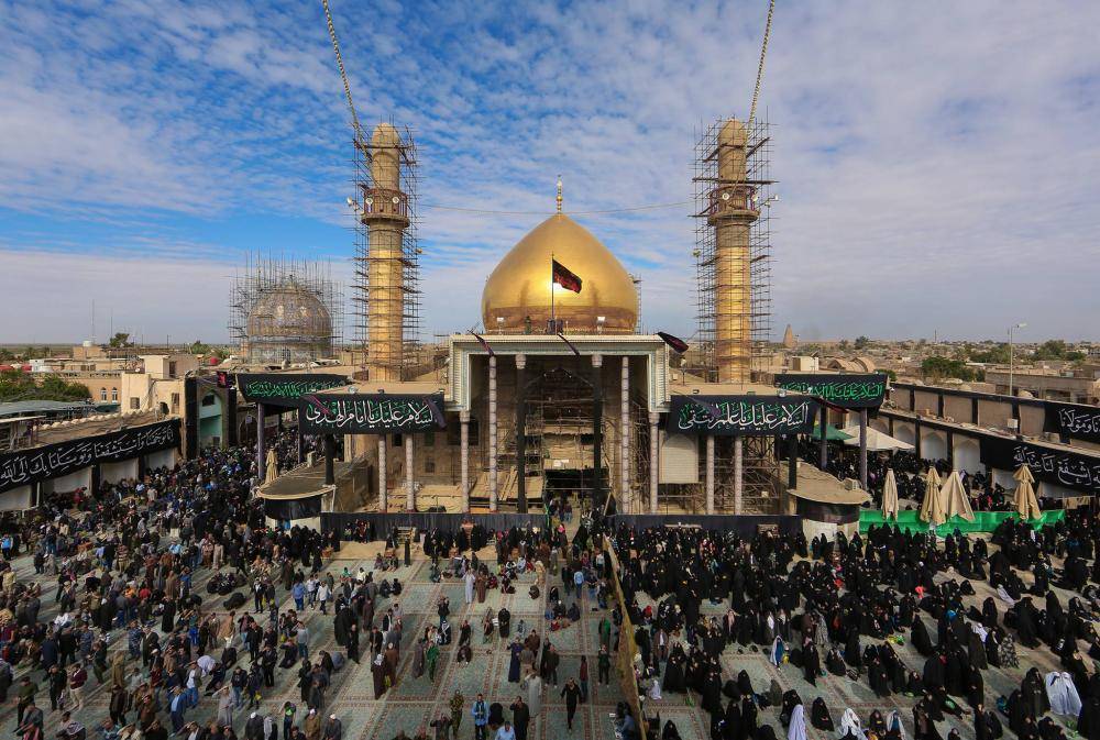 ميليونها نفر در سالروز شهادت امام حسن عسكري در سامرا حضور يافتند