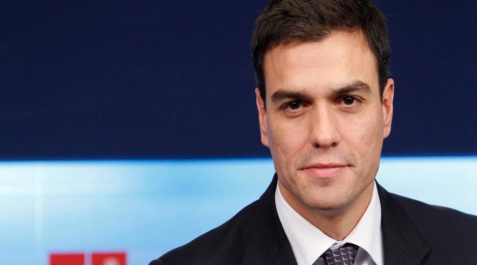 رئيس الحكومة الإسبانية يحل بهافانا في أول زيارة منذ 32 عاما