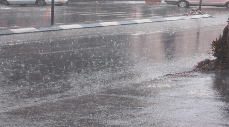 تطورات الحالة الجوية الممطرة  في العراق طبقا لخرائط الطقس 