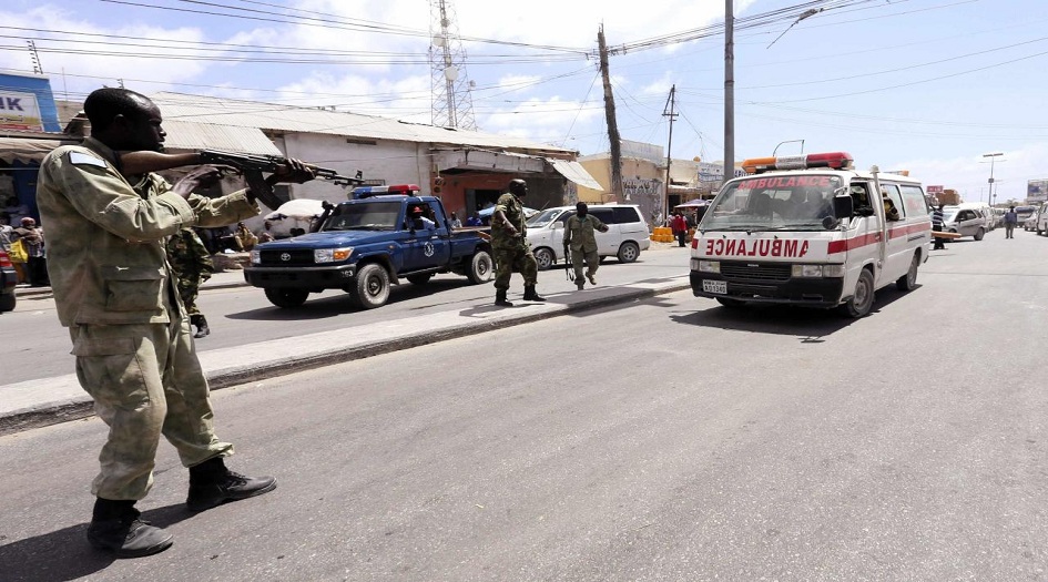 قتلى في تفجير انتحاري استهدف مركزاً دينياً وسط الصومال