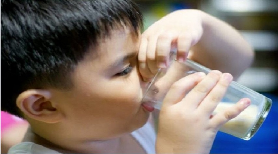 العلم يفسر الظاهرة.. لماذا يكره البعض تناول البيض أو شرب اللبن؟