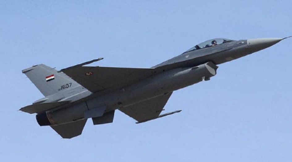 أف 16 العراقية تقصف داخل سوريا وتقتل 44 داعشياً