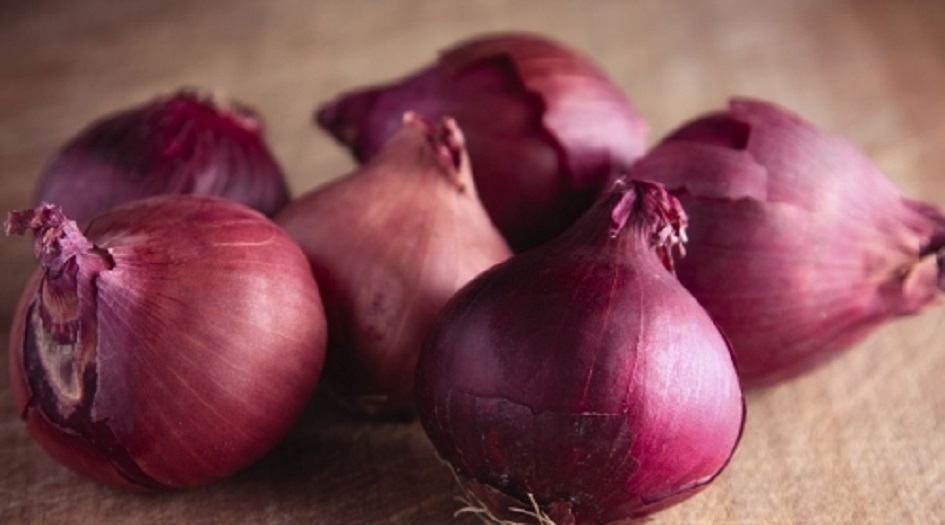 فوائد البصل الأحمر المذهلة