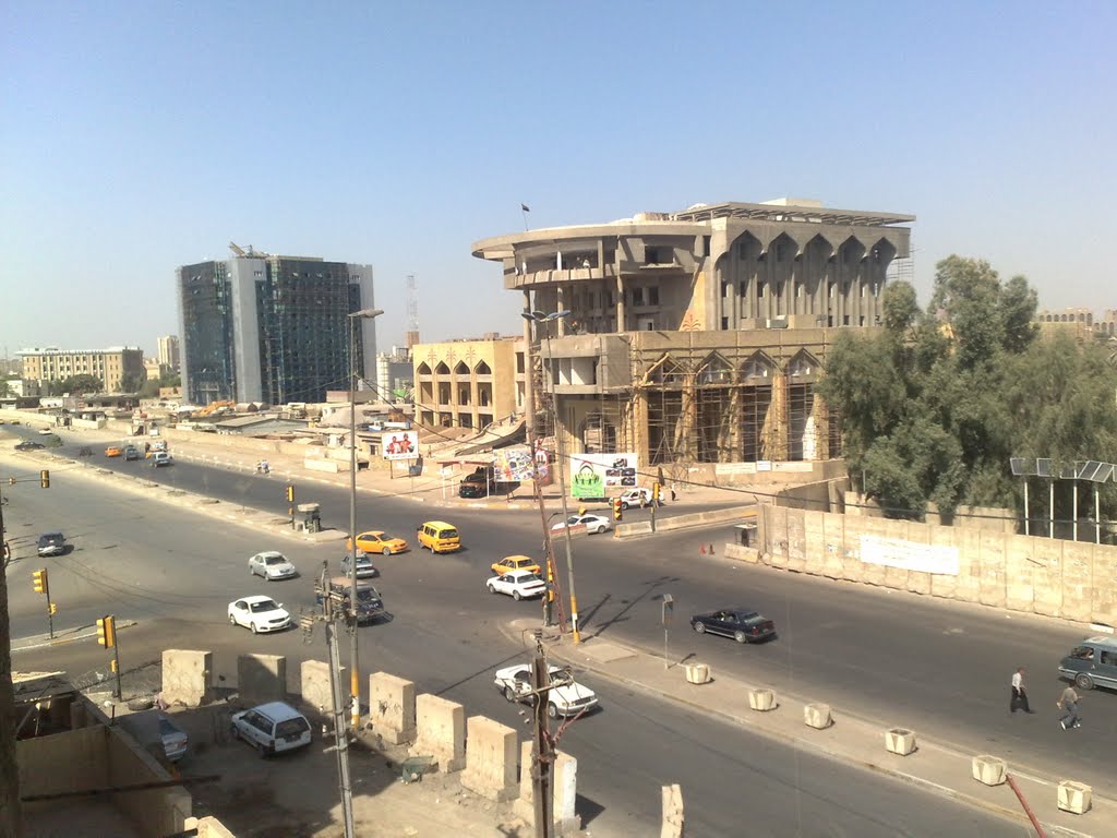 العراق.. مجلس بغداد يجتمع بمكان مُثير للإستغراب!