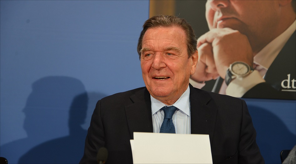 شرودر يفضح امريكا؟