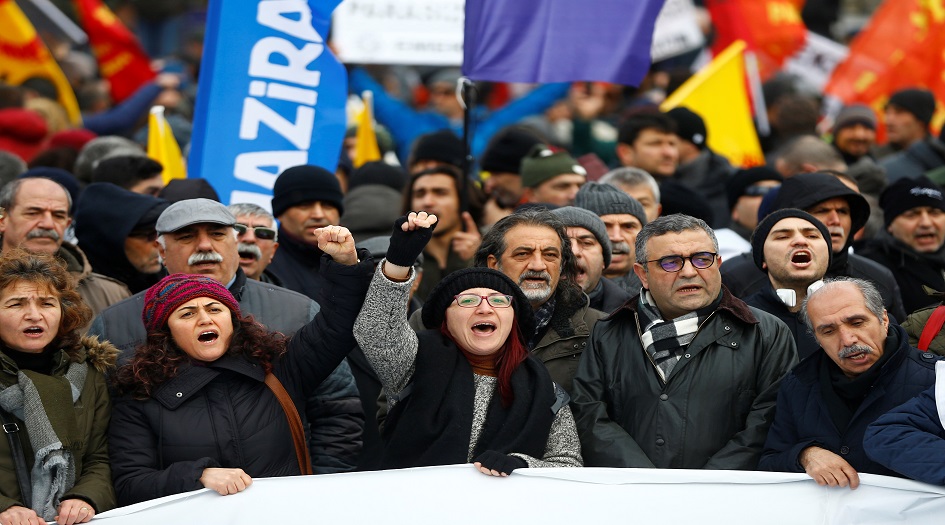  تظاهرات تلهب اسطنبول احتجاجا على غلاء المعيشة 