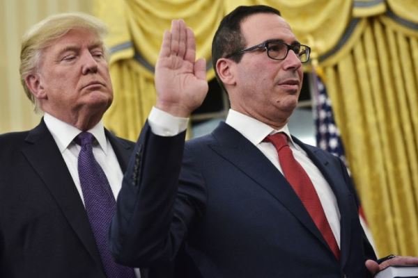 قوت گرفتن احتمال برکناری وزیر خزانه داری آمریکا