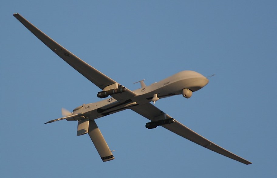 بسبب هذه الطائرة مقتل وإصابة العشرات من انصار هادي 