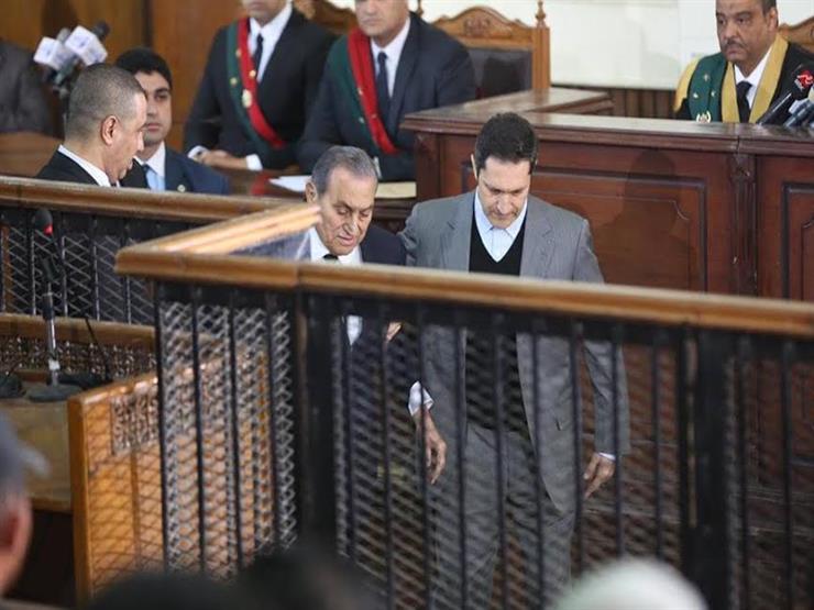لماذا طلب مبارك الإذن للإدلاء بشهادته في "اقتحام السجون"؟