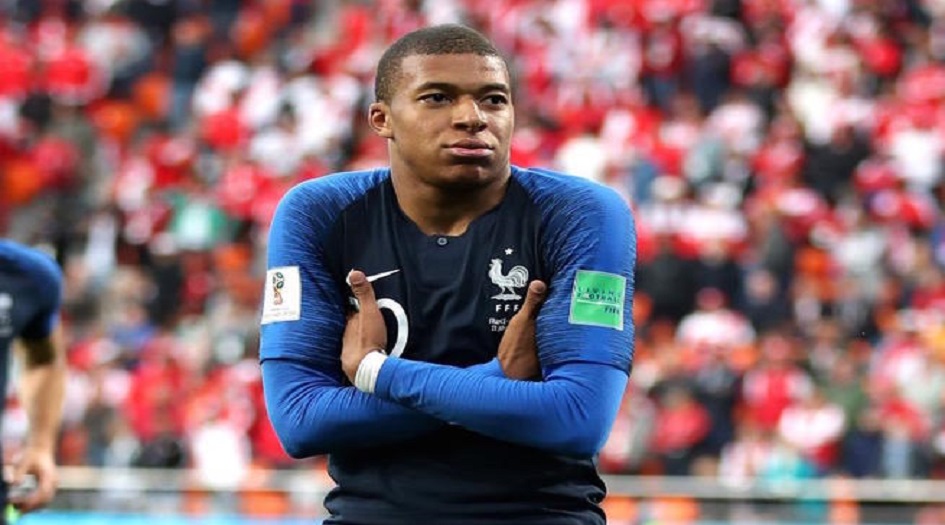 عرض خرافي من برشلونة لمبابي