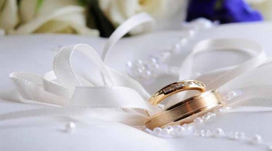 هل تقول عن زوجتك امرأتي؟ أو زوجتي؟ أم صاحبتي؟
