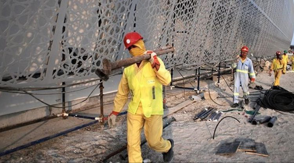 سقوط "دولة السعادة"... هروب المستثمرين ومستقبل “مظلم” للعمالة