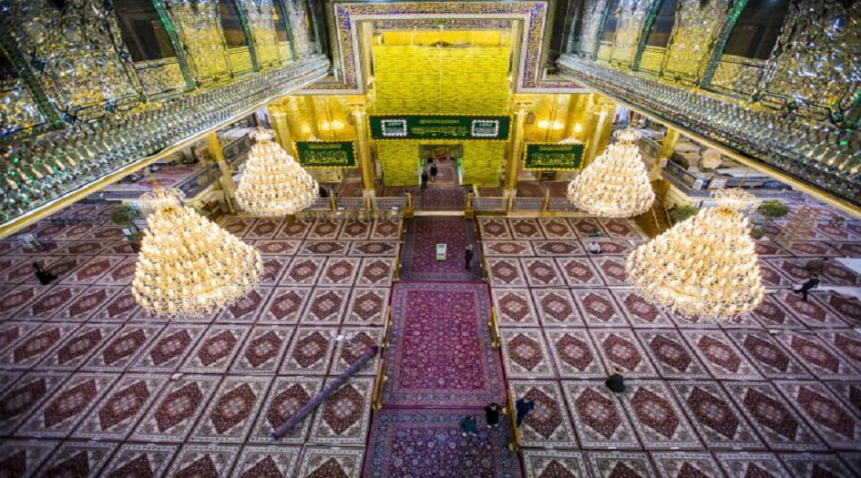 فرشُ صحنِ وحرمِ أبي الفضل العبّاس (عليه السلام) بطقمٍ من السجّاد الفاخر ... شاهد الصور