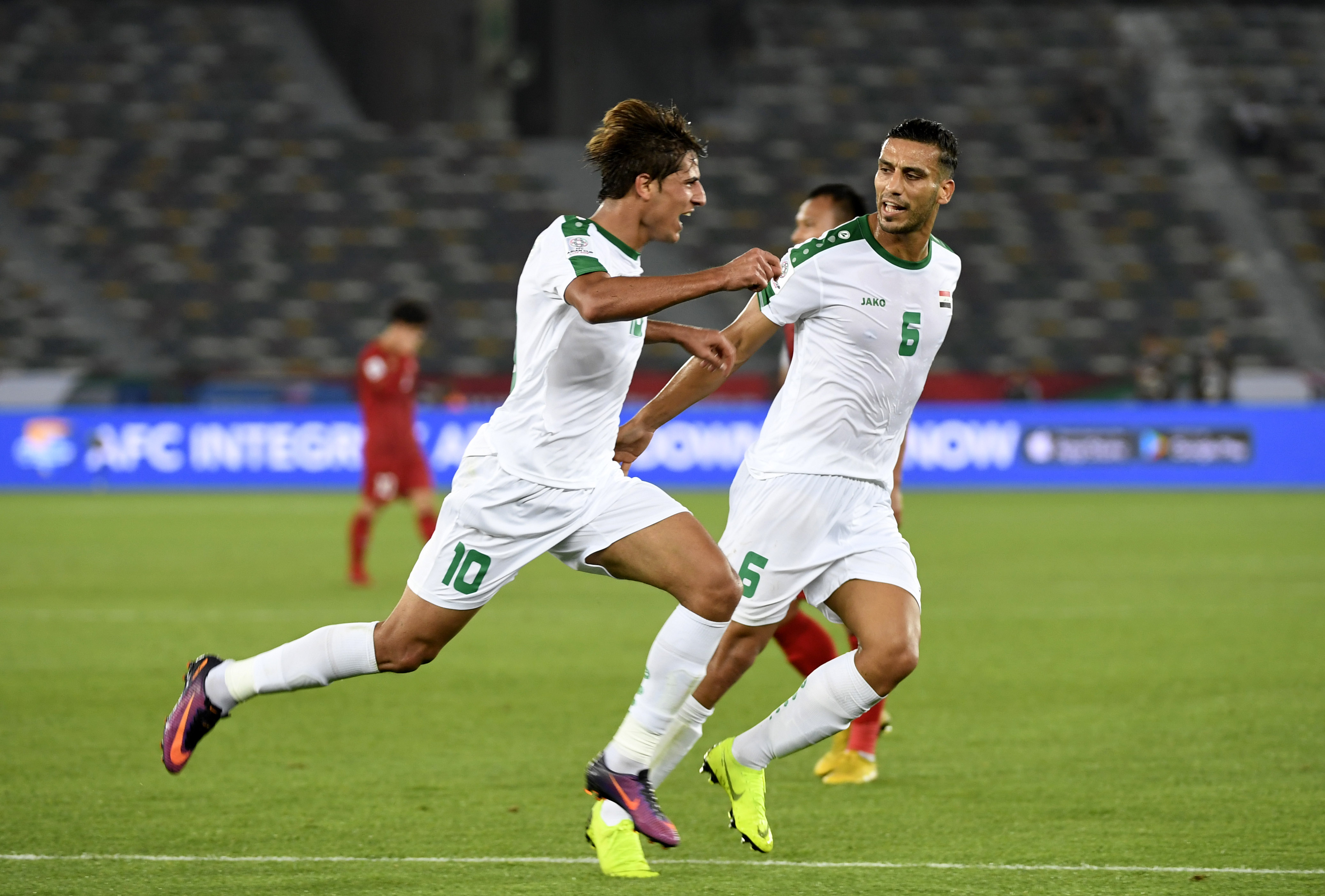 نادِ أوروبي عريق يسعى للتعاقد مع اللاعب العراقي "ميمي"