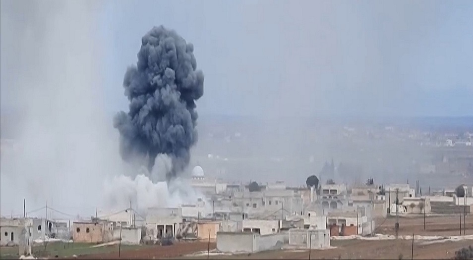 مجزرة للتحالف الامريكي بحق مدنيين فارين من داعش في دير الزور 