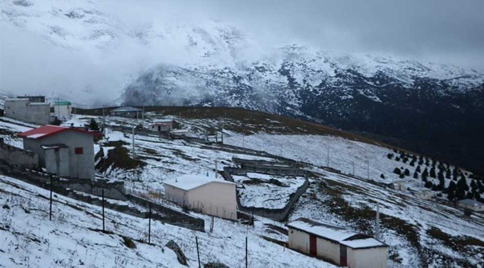 بالصور..الطبيعة الثلجية في منطقة "جواهر دشت" شمال ايران