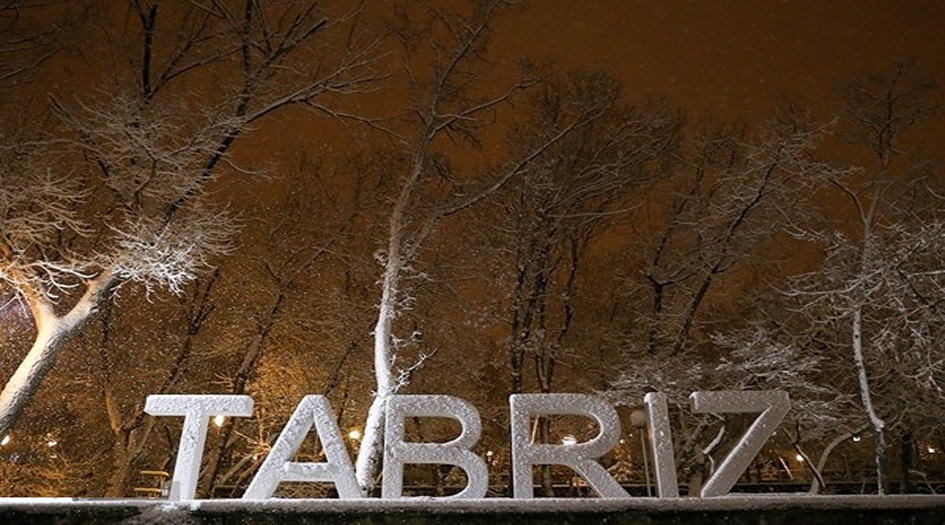تساقط كثيف للثلوج في تبريز
