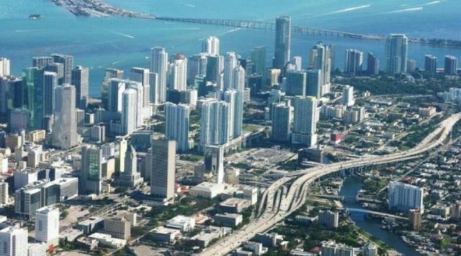 سماع دوي انفجارات في تل أبيب