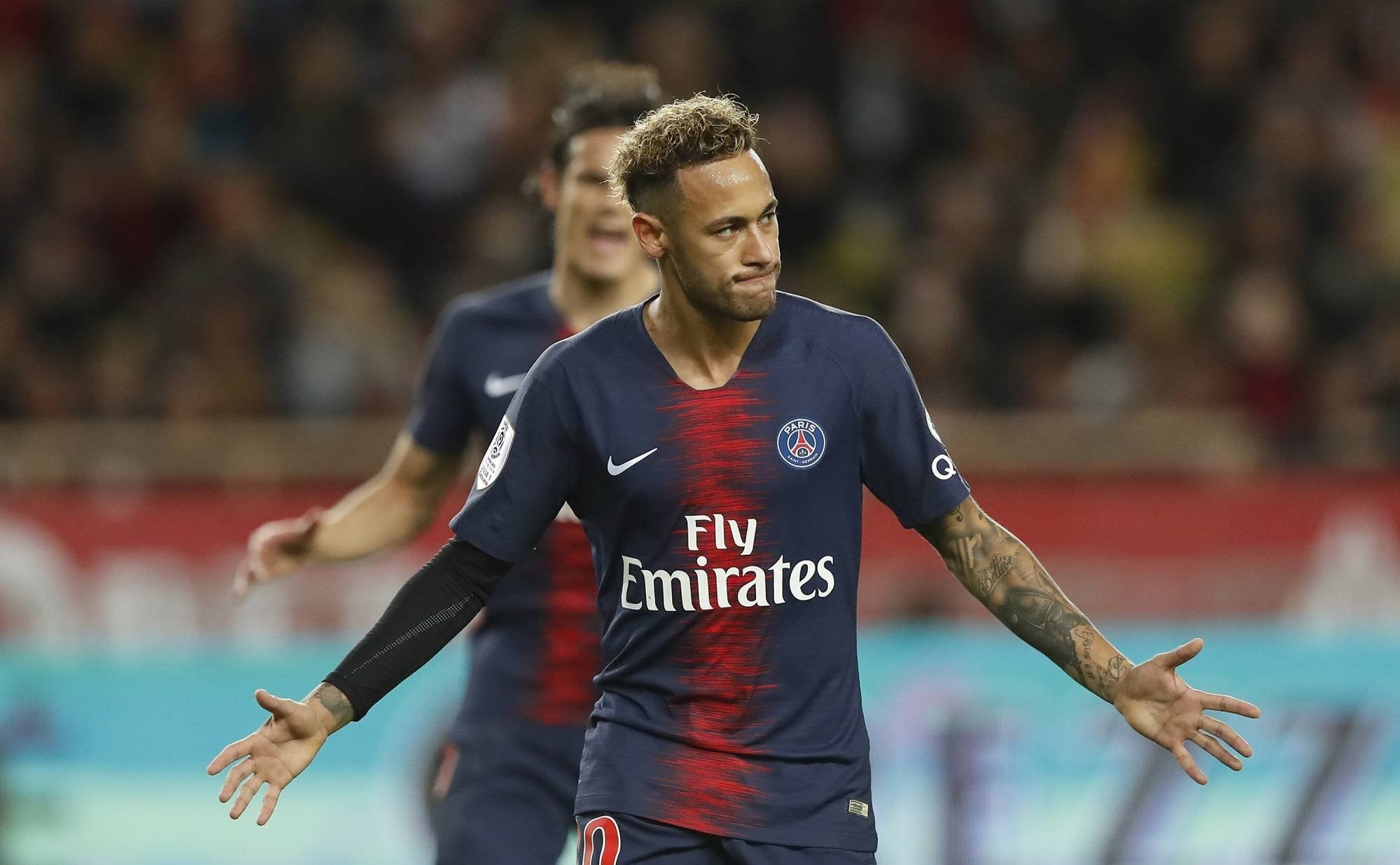 نيمار سيرحل عن باريس سان جيرمان.. إليك التفاصيل