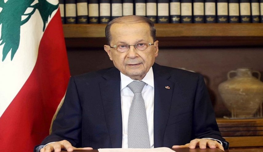 عون يهنىء نظيره الايراني بمناسبة ذكرى انتصار الثورة