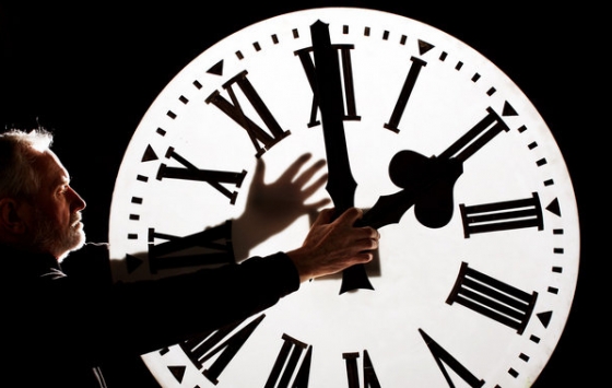 فلكي: نعيش في العام 2023 وليس 2019!!