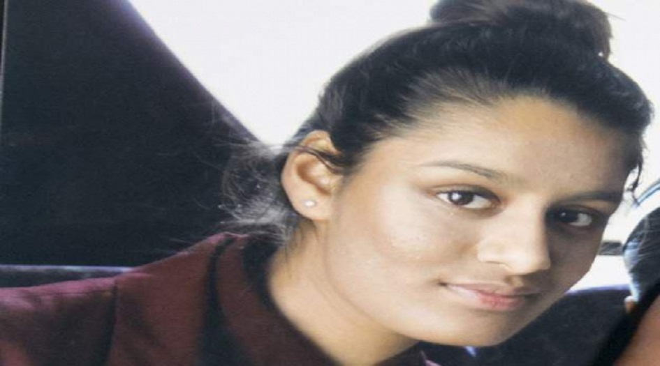 "عروس داعش" تضع مولودها