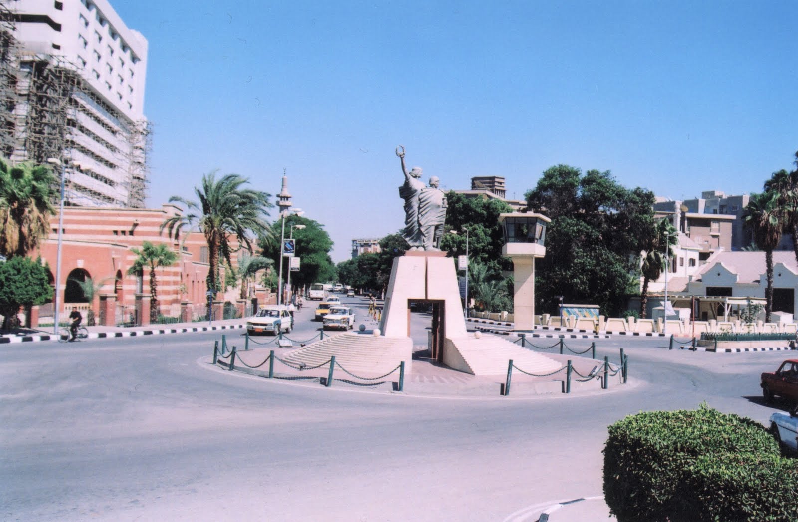 بالصور.. قصة صادمة في مصر..