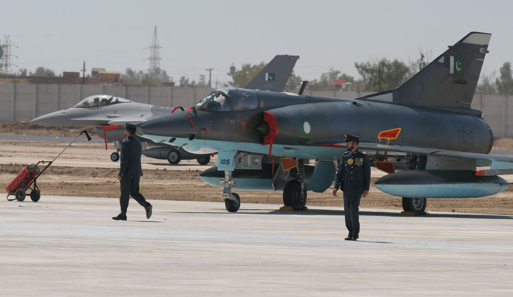 بالارقام ..  قوة الجيشين الهندي والباكستاني