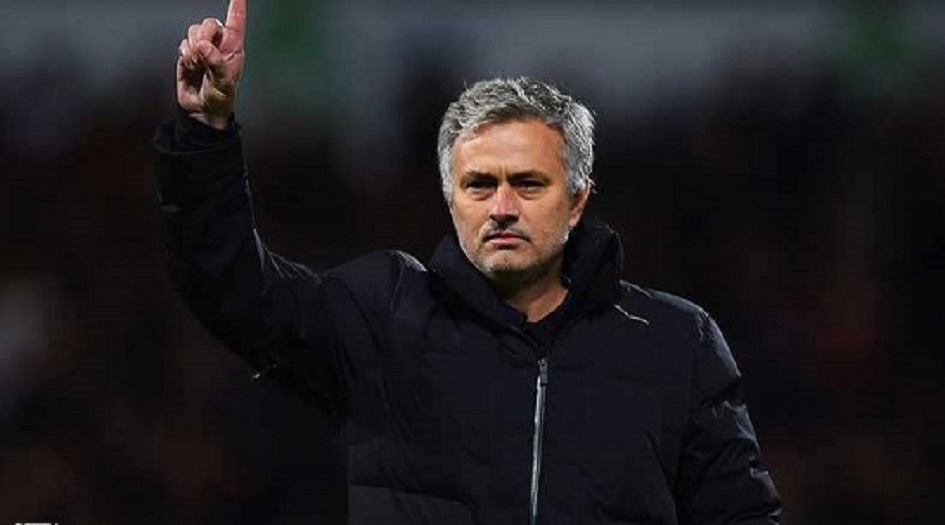 مورينيو "في طريق العودة" إلى ريال مدريد